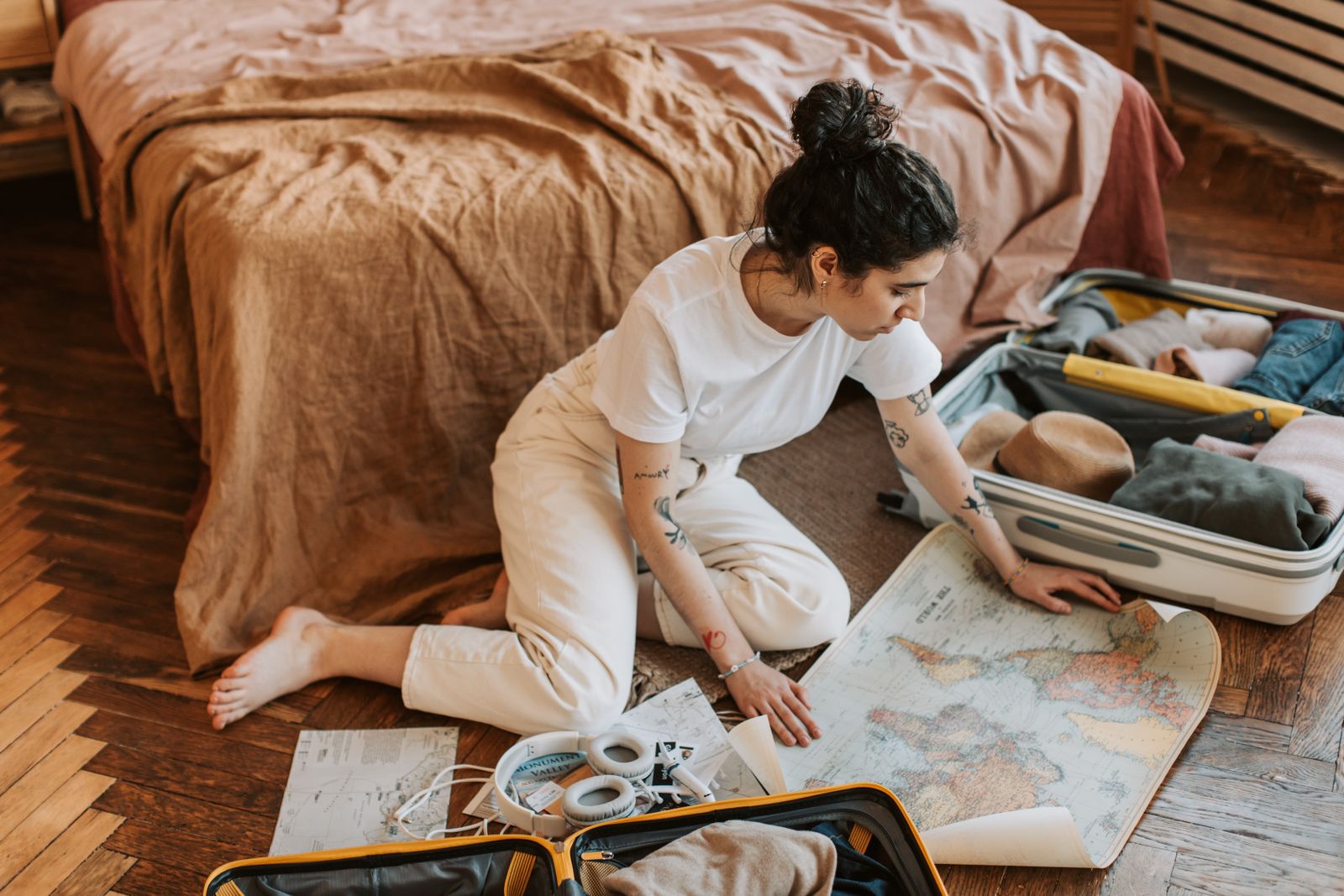 Culture Shock: Stages, Coping, and When to Get Help